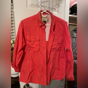 Magellan women’s fishing shirt size large